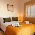 Cosy 3 Bed Old Town Apartment Albufeira