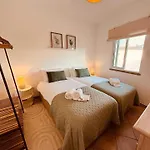 Cosy 3 Bed Old Town * Albufeira
