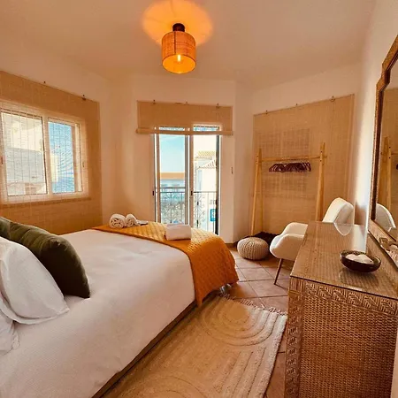 Cosy 3 Bed Old Town Albufeira