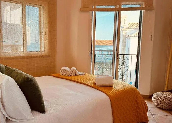 Cosy 3 Bed Old Town Lejlighed Albufeira