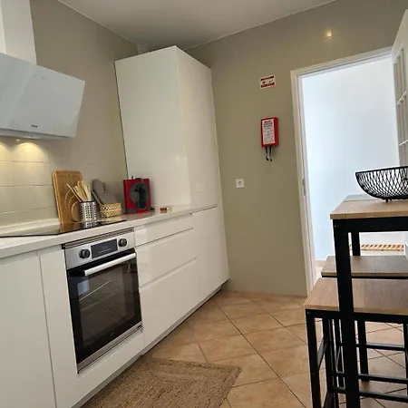 Daire Cosy 3 Bed Old Town